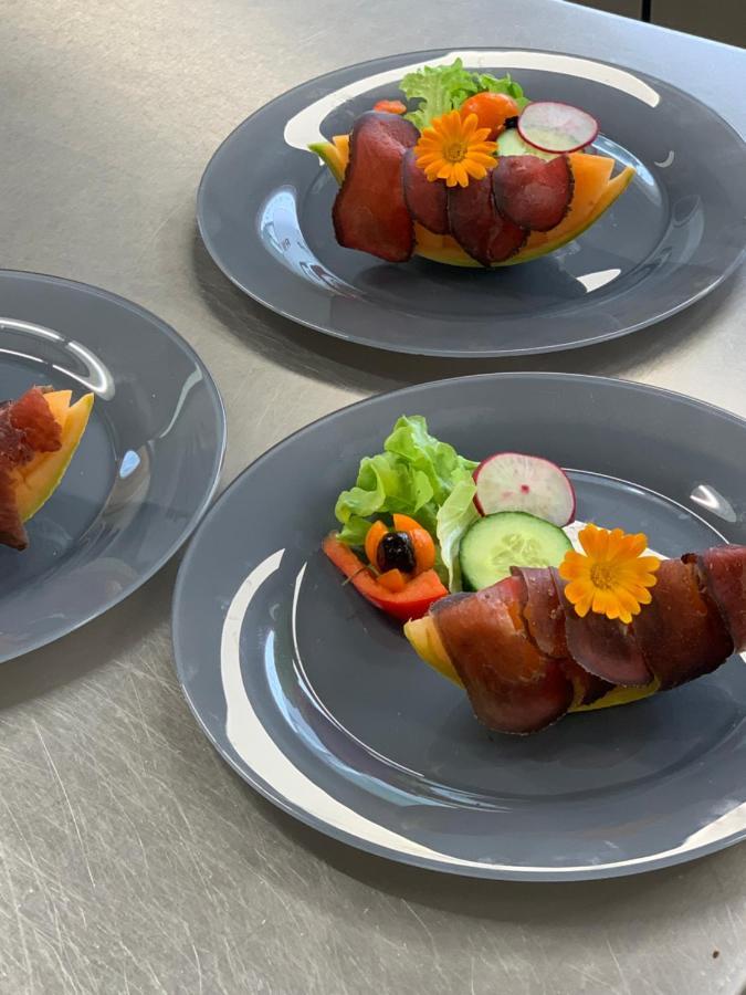 Hotel Restaurant Emshorn Oberems المظهر الخارجي الصورة